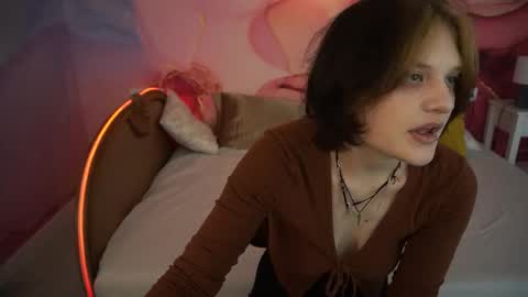 Anna online show from 09.20.25