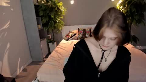 Anna online show from 09.27.25