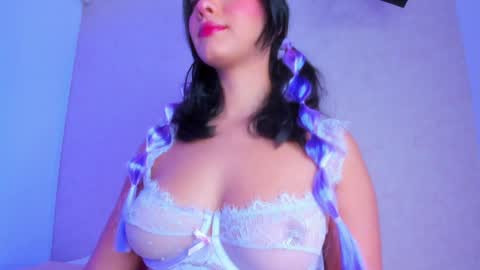 annafoox_ online show from 12.06.24