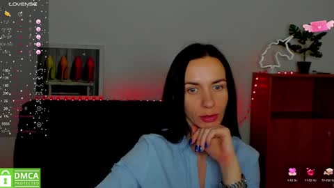 Snapshot of annakillian_kiss chatting on 02.07.25 Anna online show from 02.07.25