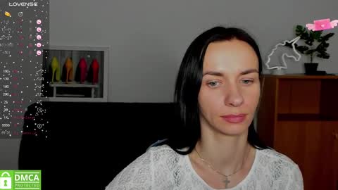 Snapshot of annakillian_kiss chatting on 02.14.25 Anna online show from 02.14.25