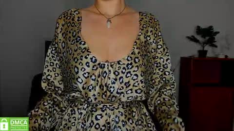 Snapshot of annakillian_kiss chatting on 10.24.25 Anna online show from 10.24.25