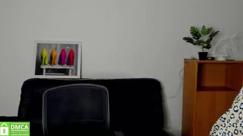 Snapshot of annakillian_kiss chatting on 11.23.25 Anna online show from 11.23.25