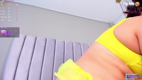 AnnaNoval 10 online show from 02.19.26