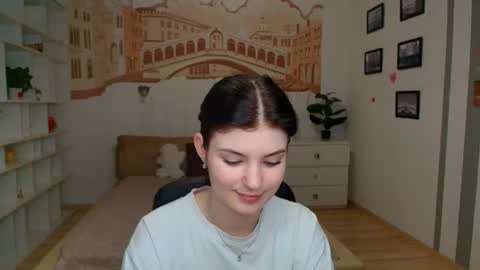 Snapshot of annayount chatting on 07.13.26 Anna online show from 07.13.26