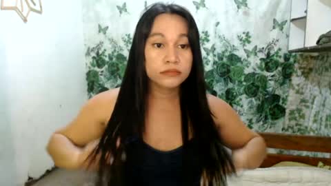 Snapshot of anne_hotaway chatting on 07.20.26 anne_hotaway online show from 07.20.26