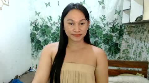 Snapshot of anne_hotaway chatting on 07.23.26 anne_hotaway online show from 07.23.26