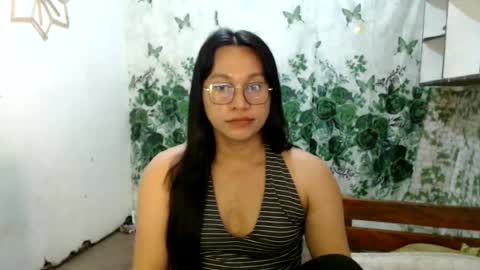Snapshot of anne_hotaway chatting on 07.25.26 anne_hotaway online show from 07.25.26
