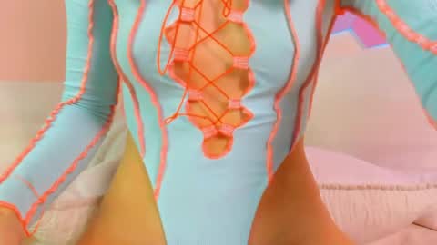 anne_millerr online show from 06.02.26