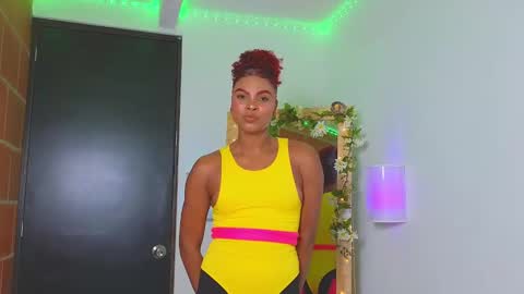 Snapshot of anne_rachel chatting on 12.04.24 anne_rachel online show from 12.04.24