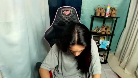 annebisyosa_angela online show from 03.02.26