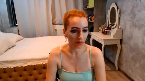 annedevrim online show from 11.18.25