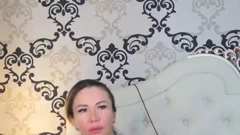 annekay online show from 04.25.26