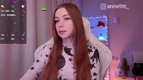 Snapshot of annelitt chatting on 12.26.24 annelitt online show from 12.26.24