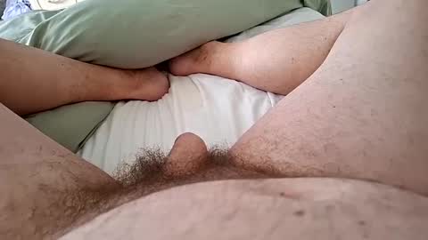 Snapshot of annesfeet chatting on 12.28.24 Annesfeet online show from 12.28.24