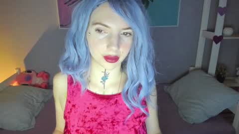 Snapshot of annetenet chatting on 01.12.25 Annet online show from 01.12.25