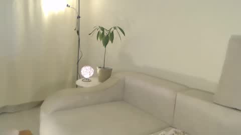 Snapshot of annett chatting on 03.02.25 Annett online show from 03.02.25