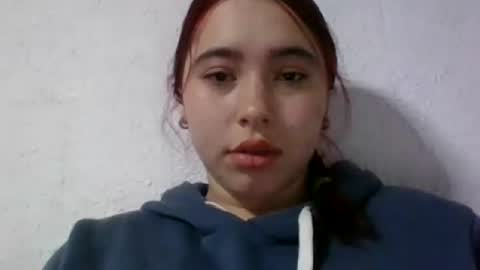 Snapshot of anni000__ chatting on 07.12.26 anni000__ online show from 07.12.26