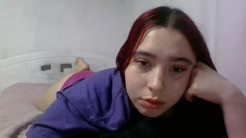 Snapshot of anni000__ chatting on 07.18.26 anni000__ online show from 07.18.26