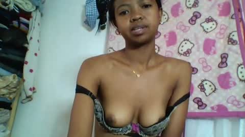 annica86 online show from 07.28.26
