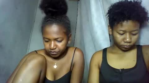 Snapshot of annick98 chatting on 02.10.26 annick98 online show from 02.10.26