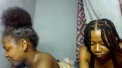 Snapshot of annick98 chatting on 02.18.26 annick98 online show from 02.18.26