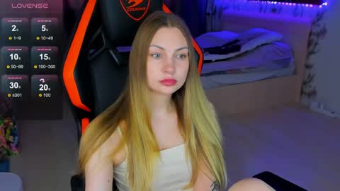 Annie online show from 06.10.26