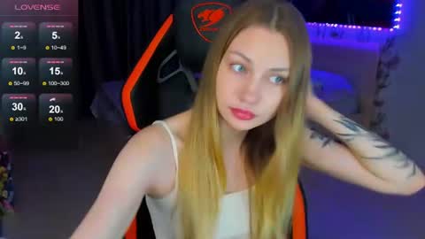 Annie online show from 06.14.26