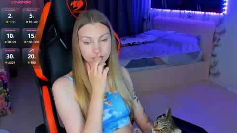 Annie online show from 07.28.26