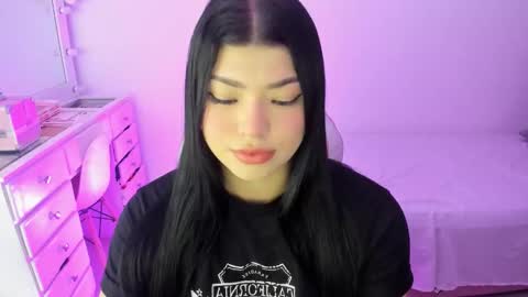 Snapshot of annie_andrade1 chatting on 02.24.26 annie online show from 02.24.26