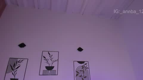 annie_barozzi online show from 03.24.26