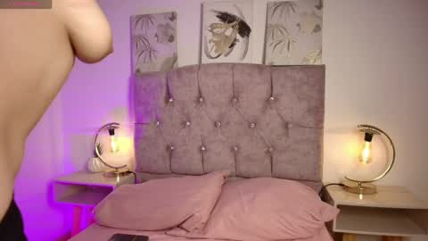 Annie Bonnie   online show from 06.03.26