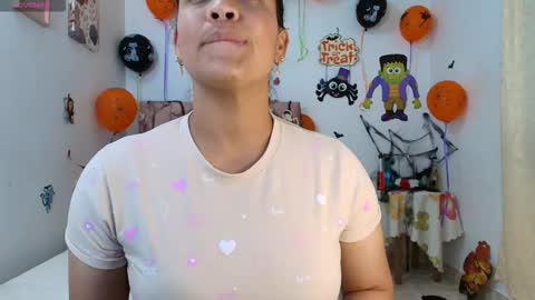 Anna online show from 10.31.25