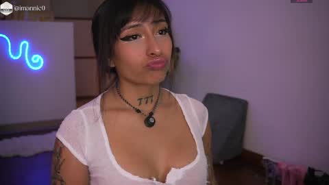 Annie online show from 04.08.26