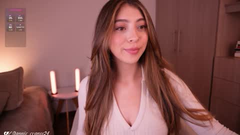 Snapshot of annie_evans24 chatting on 10.30.25 Annie Evans online show from 10.30.25