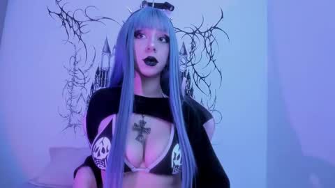 annie  online show from 02.28.25