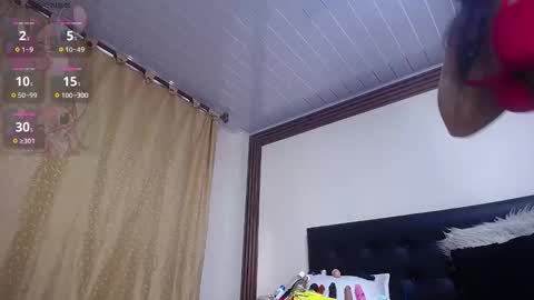 annie_scott_ online show from 10.17.25