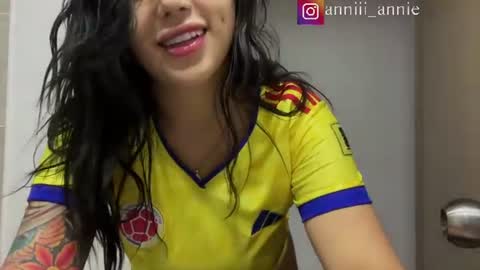 JEANNE no olvides seguirme dont forget follow me  uu online show from 07.03.26