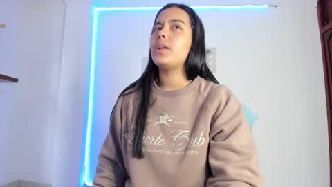 Annie online show from 02.05.26