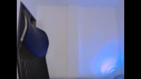 Annie online show from 04.01.26