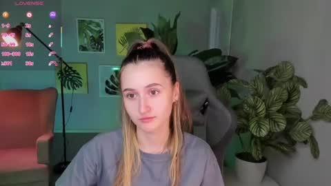 annieee_smith online show from 06.28.26