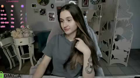 annieee_smith online show from 07.09.26