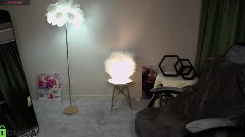 annieee_smith online show from 07.17.26
