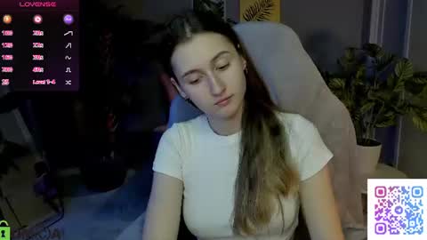 annieee_smith online show from 07.29.26