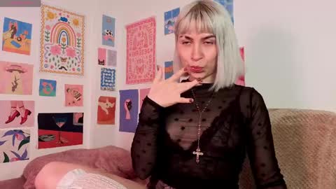 annietinky online show from 04.26.26