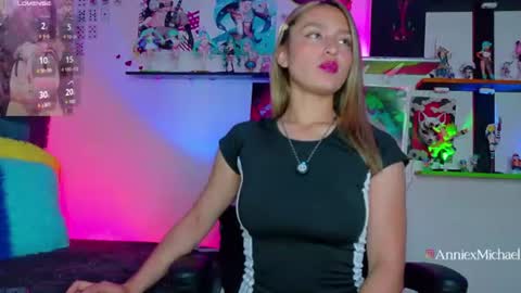 Annie  Michael  online show from 07.13.26