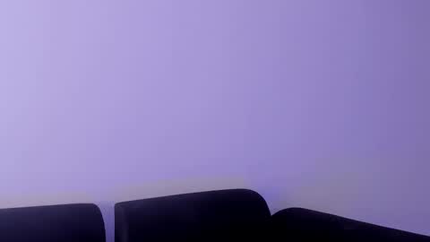 Annie  Alex online show from 02.04.25