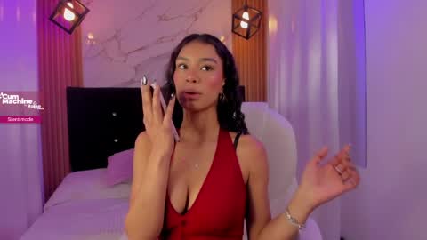 Annie Evans  online show from 04.07.26