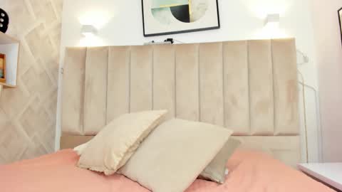 Annie Queen online show from 02.13.26