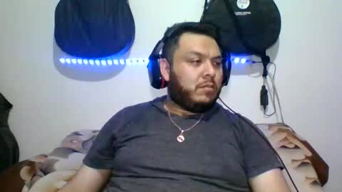 lion kennedy independent model moderator online show from 11.06.25